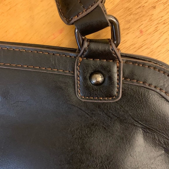 Nine West Black Leather Flap Over Shoulder Bag with Versatile Style - Picture 10 of 10